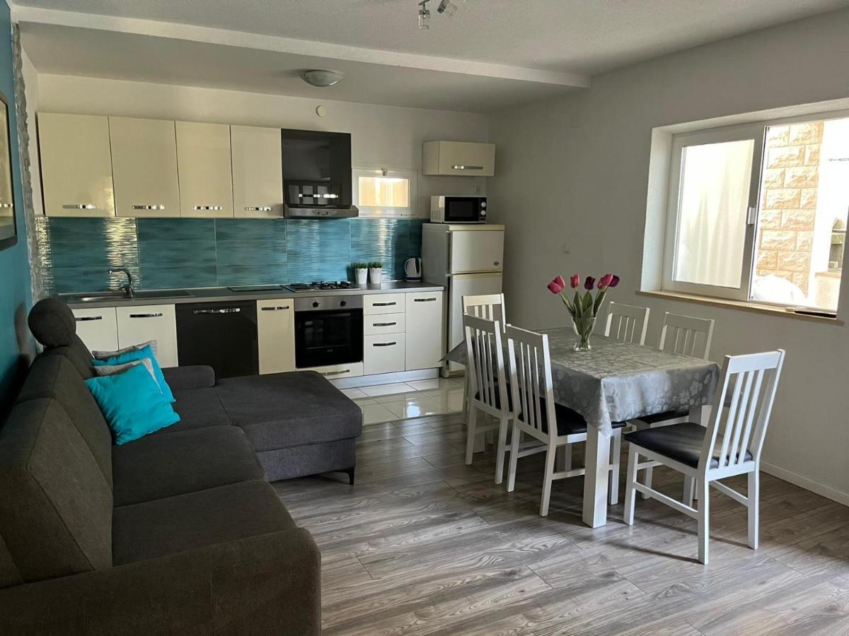 Mucic Apartments Makarska Buitenkant foto