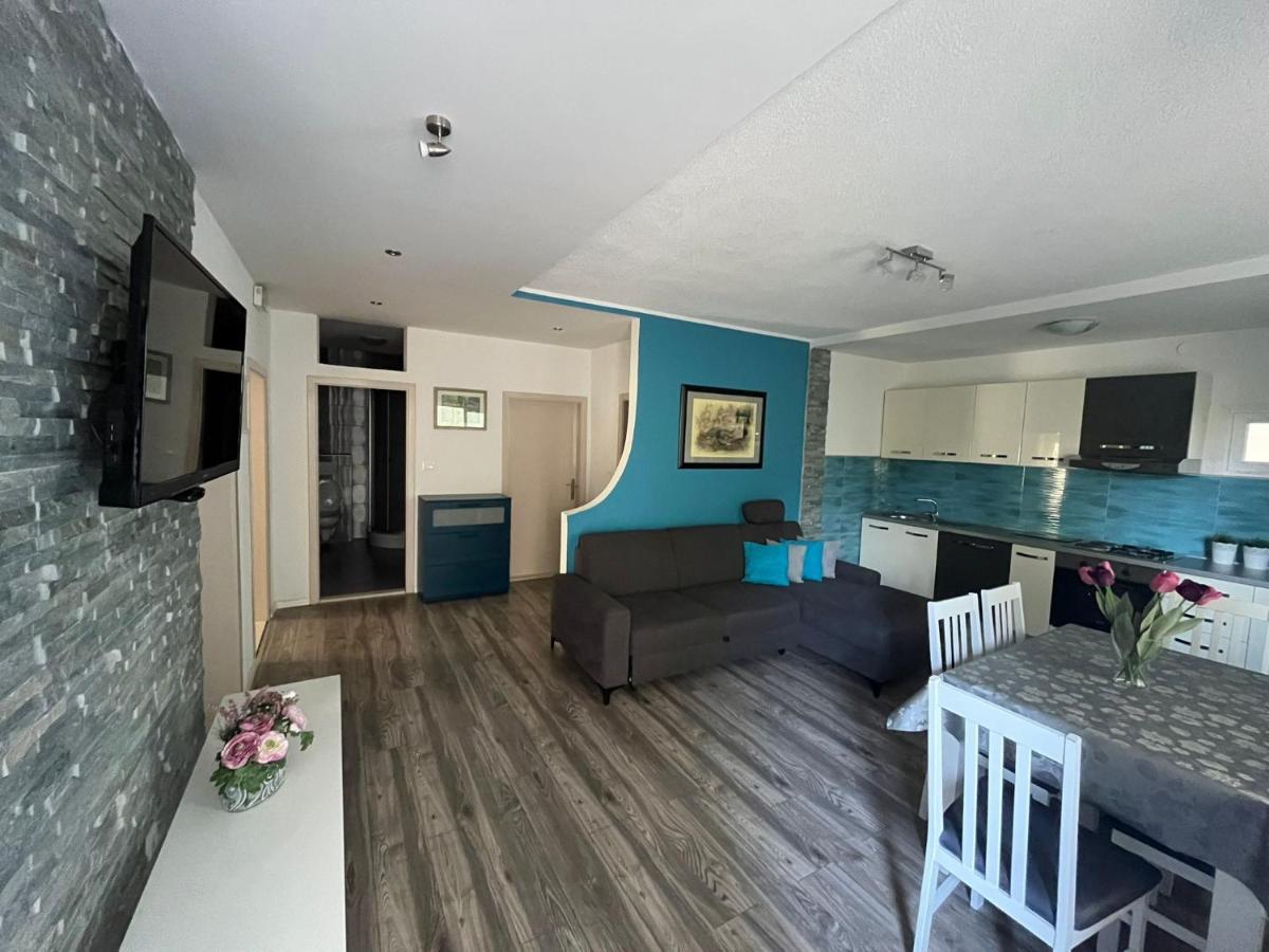 Mucic Apartments Makarska Buitenkant foto