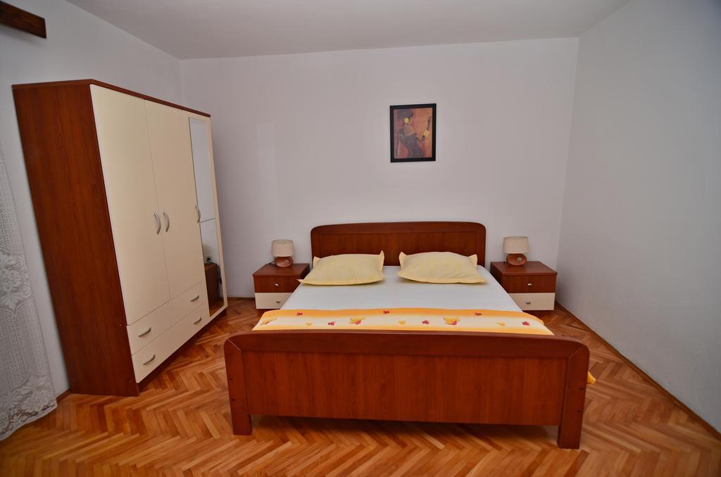 Mucic Apartments Makarska Buitenkant foto