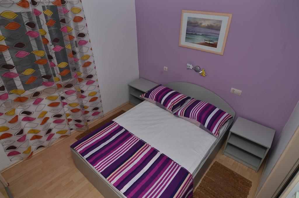 Mucic Apartments Makarska Buitenkant foto