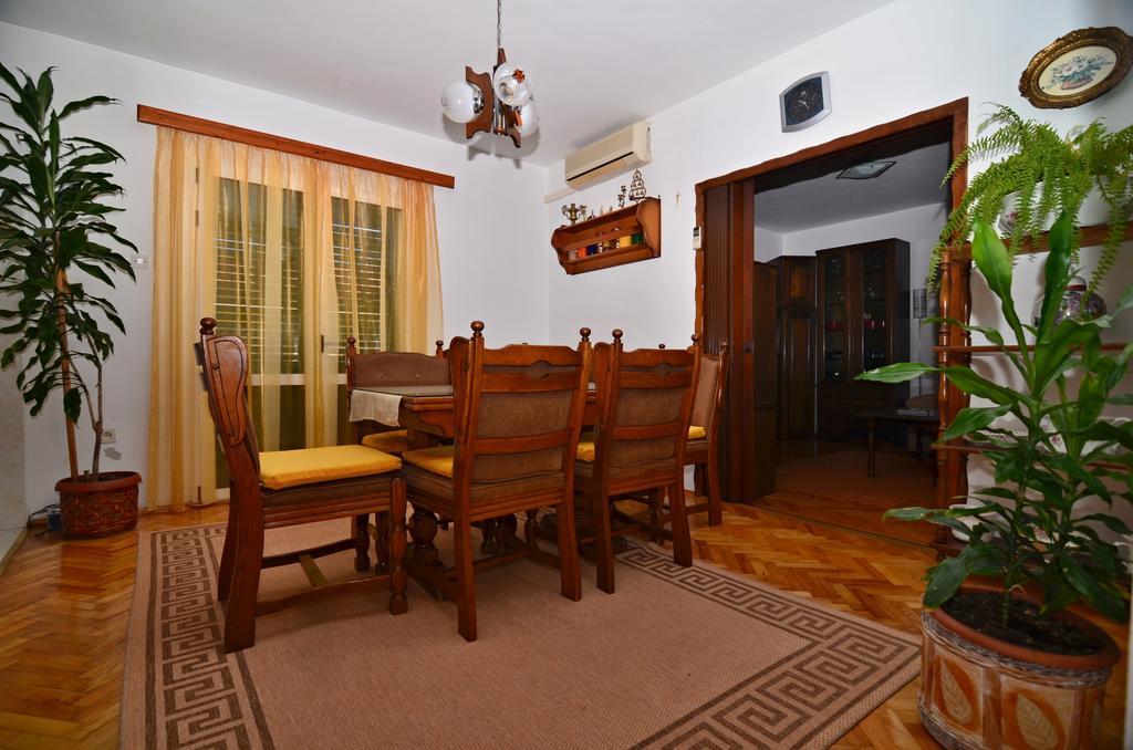 Mucic Apartments Makarska Buitenkant foto