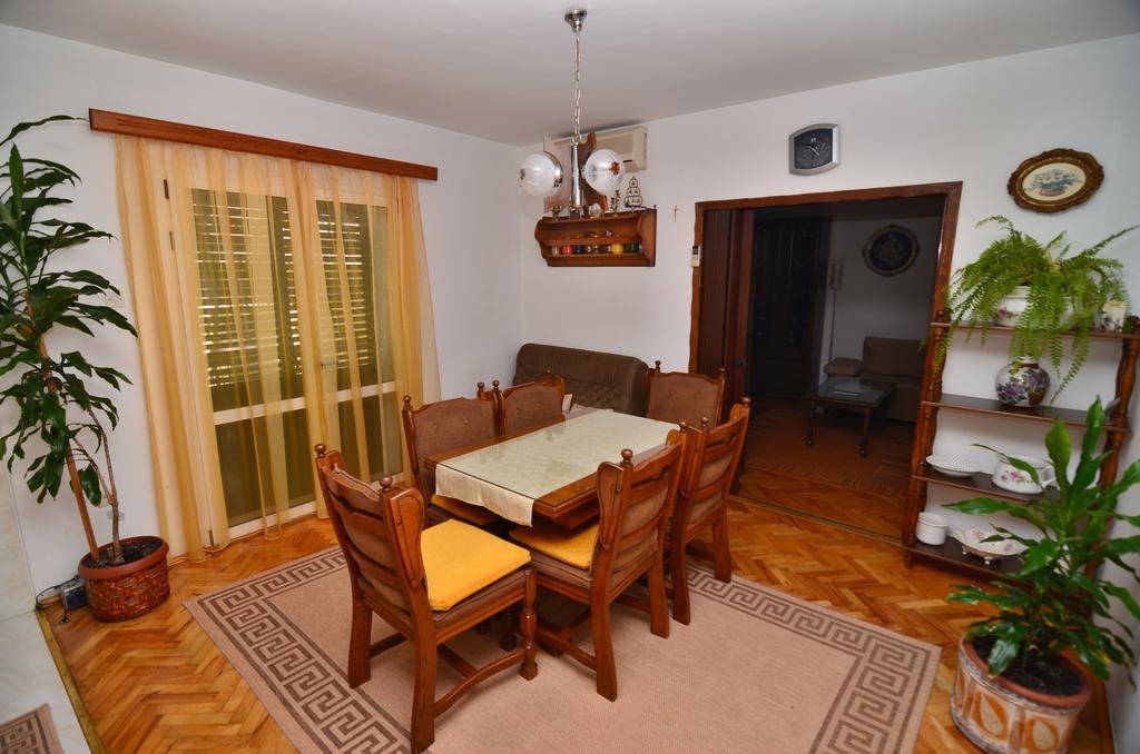 Mucic Apartments Makarska Buitenkant foto