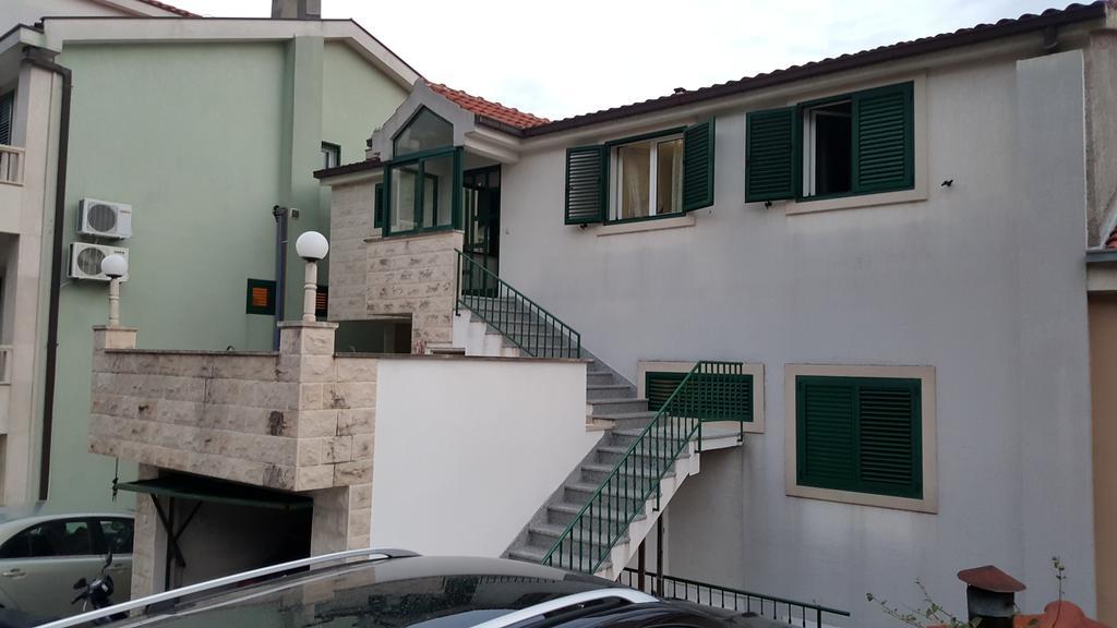 Mucic Apartments Makarska Buitenkant foto