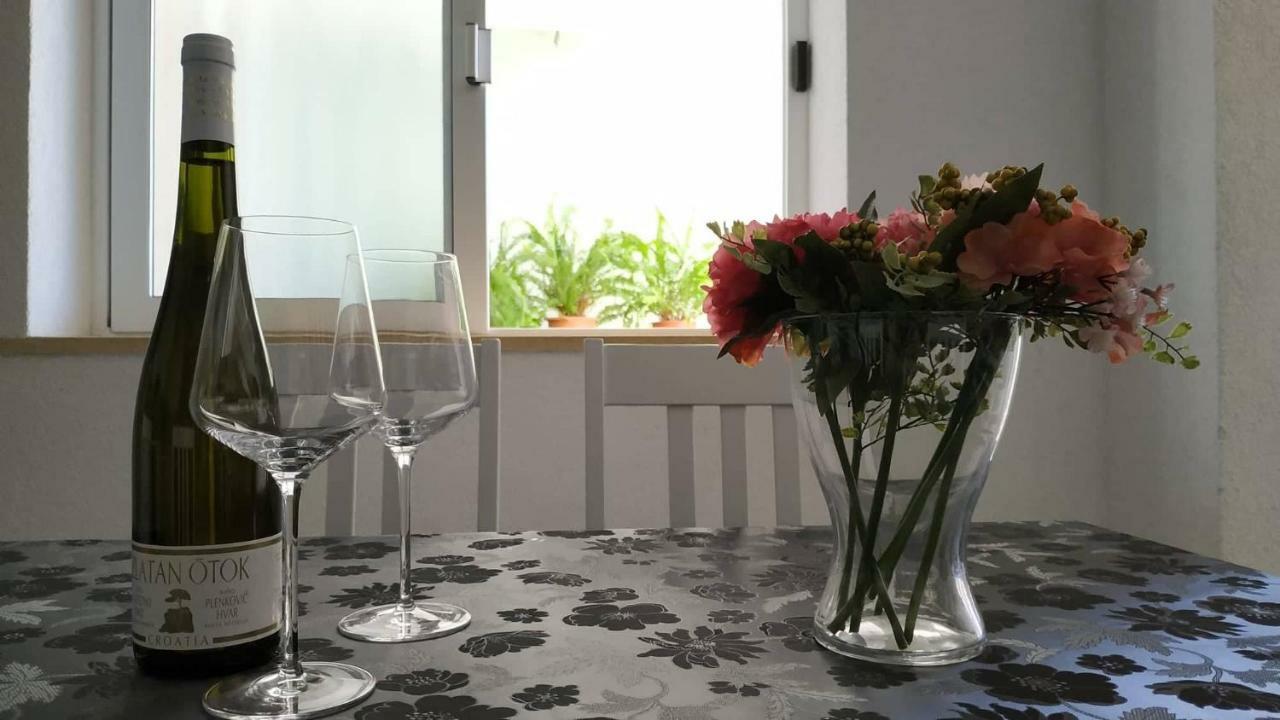 Mucic Apartments Makarska Buitenkant foto